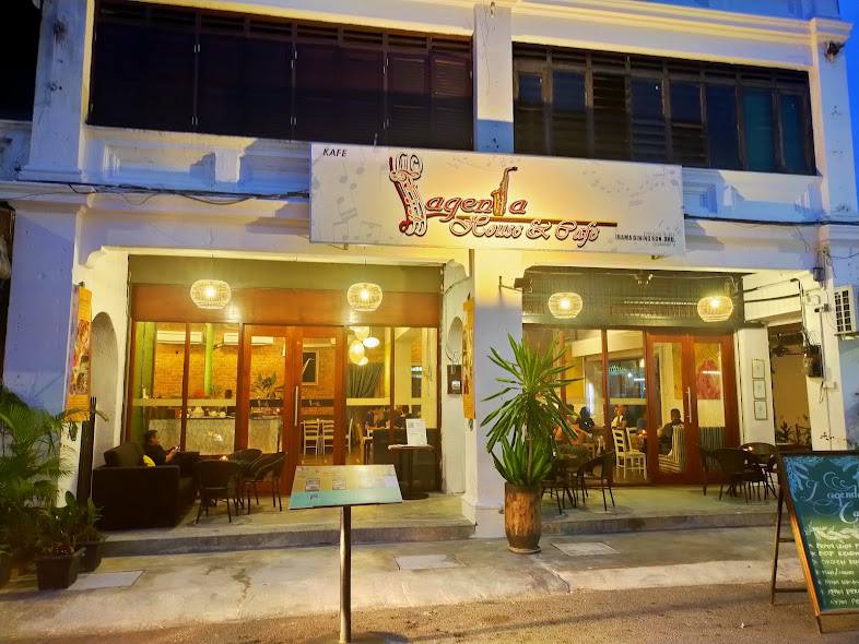 Lagenda House & Cafe